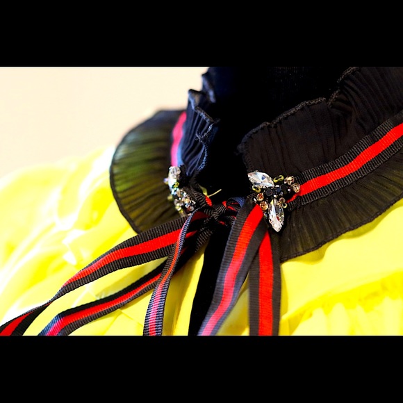 Yellow Ruffle Blouse - Picture 4 of 10